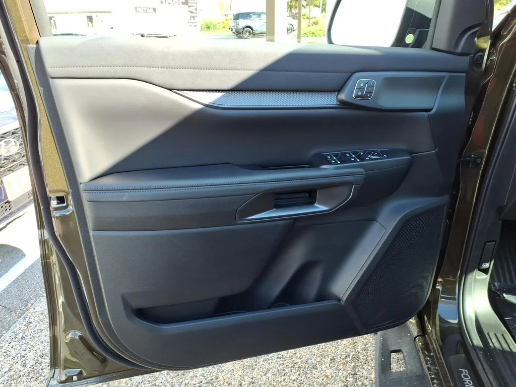 New 2026 Shelter Green Metallic Ford Raptor image 15