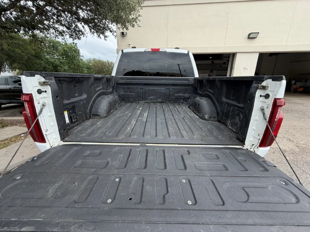 Used 2025 White Ford XLT image 19