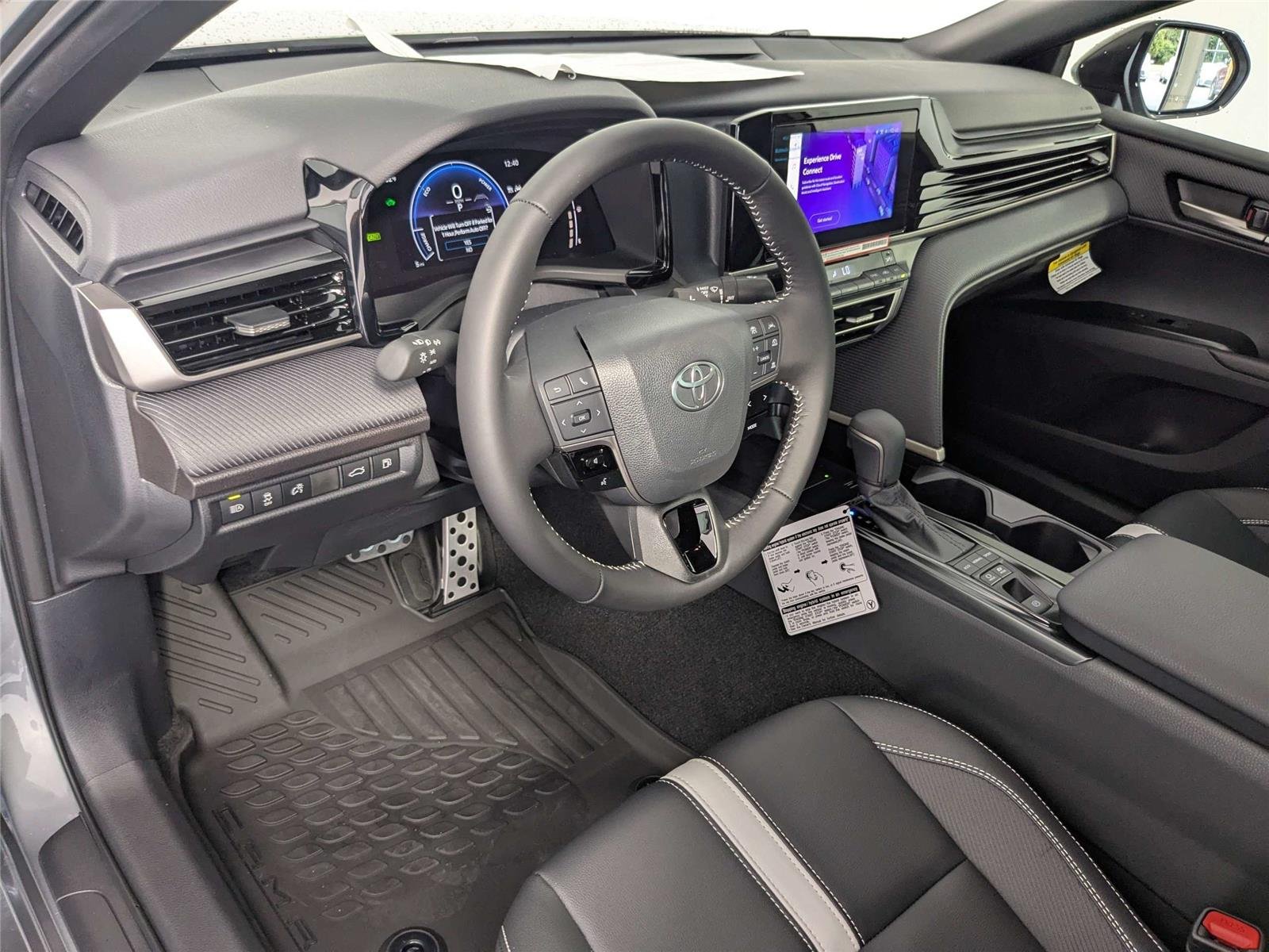 New 2026 Heavy Metal <sup>1</sup> Toyota  SE image 9