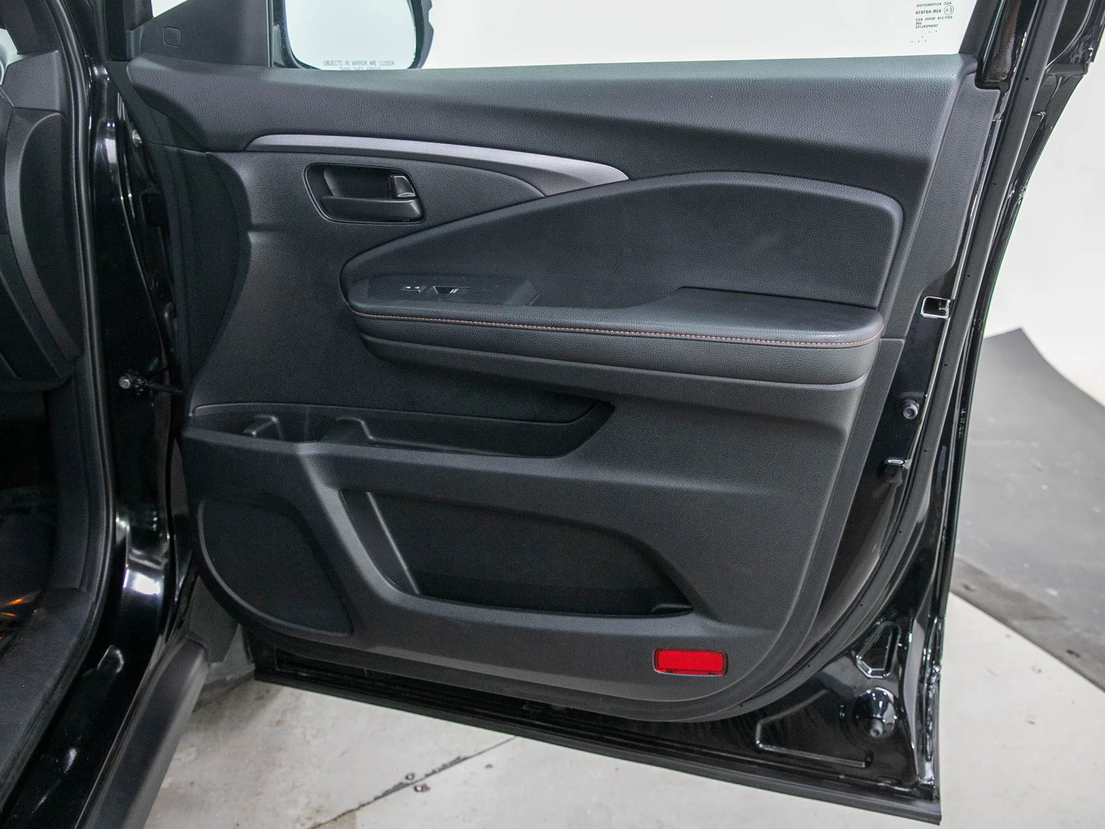 Used 2023  Honda TrailSport AWD image 9