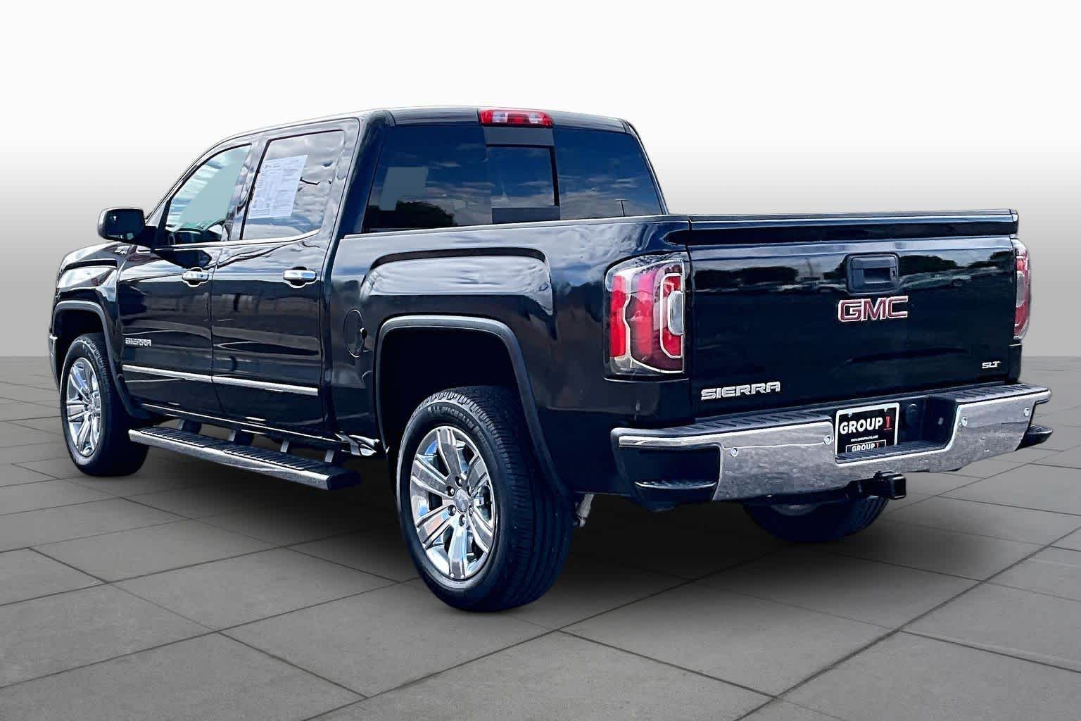 Used 2018 Onyx Black GMC SLT image 11