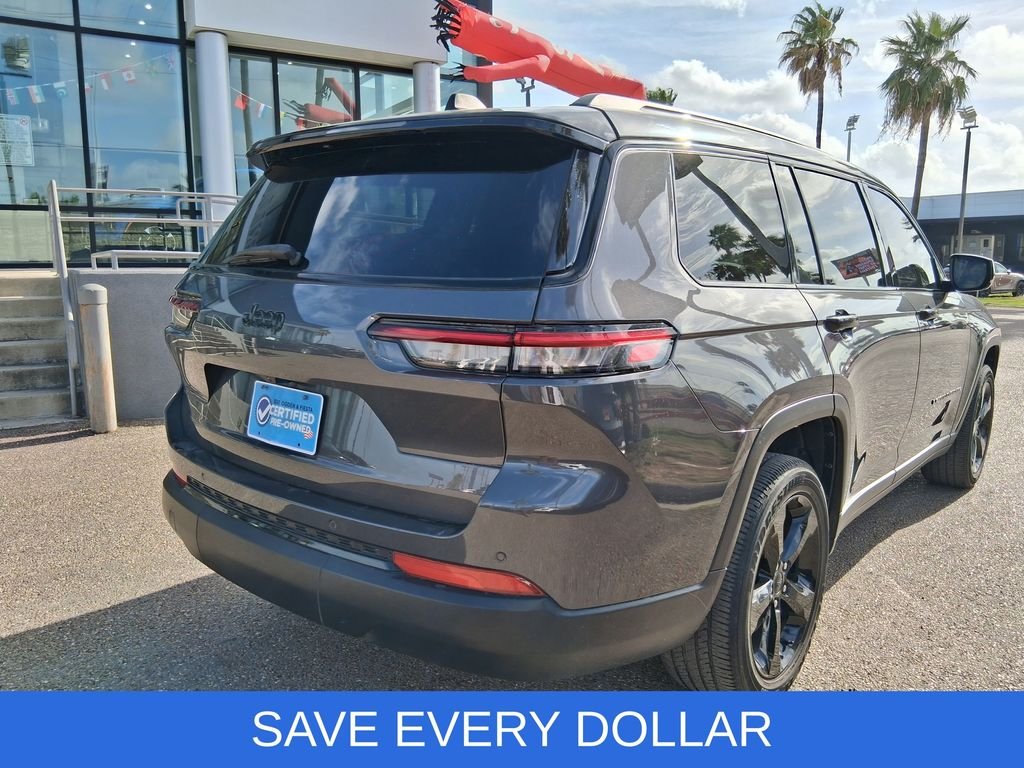 Used 2024 Gray Jeep Altitude X image 5