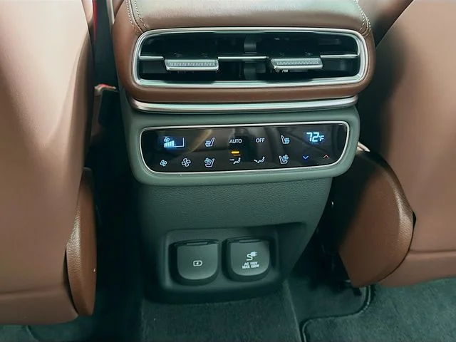 New 2026 Black Genesis 3.5T Prestige image 13