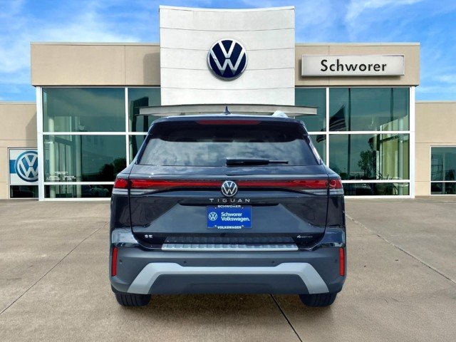 New 2026 Deep Black Pearl Volkswagen SE 4Motion image 7