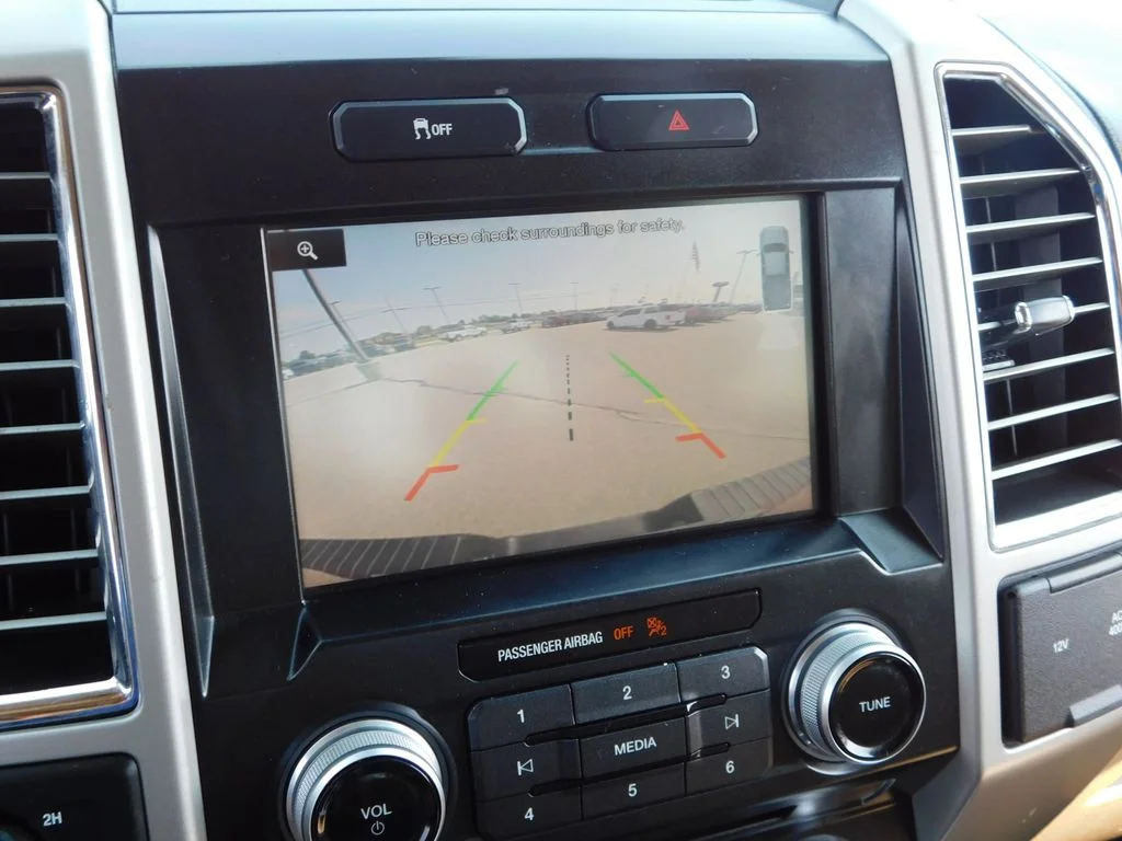 Used 2015 Caribou Metallic Ford Lariat image 39