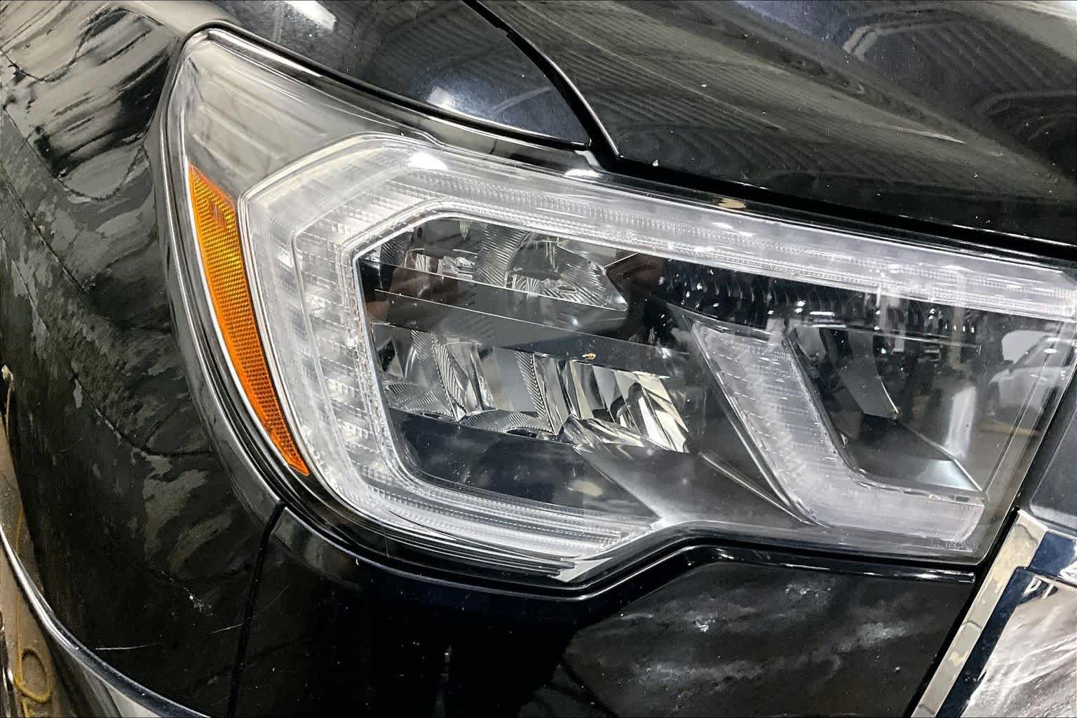 Used 2018 Midnight Black Metallic Toyota Limited image 26