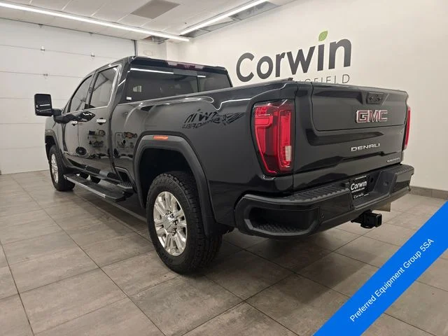 Used 2022 Onyx Black GMC Denali image 3