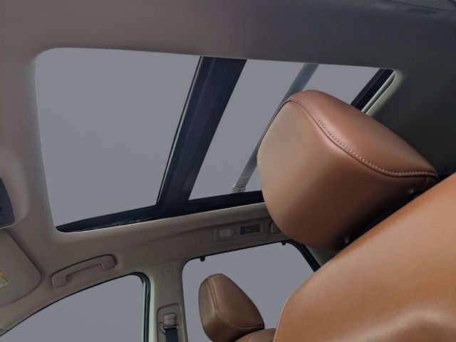 Used 2024 Beige Nissan Platinum image 22