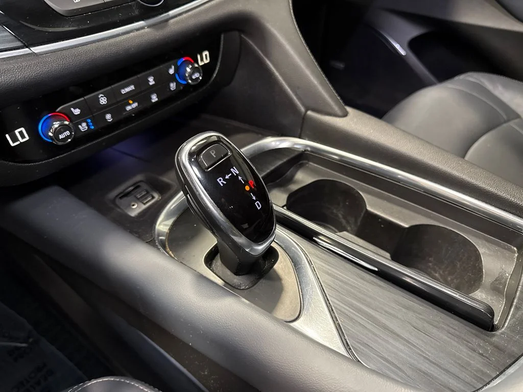 Used 2021 White Buick Premium Group image 23