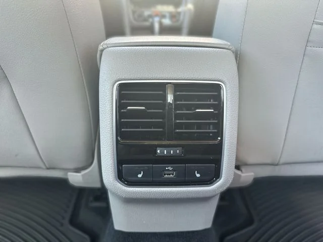 Used 2017 Silver Volkswagen SEL Premium image 25