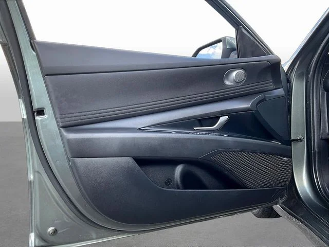 Used 2025 Gray Hyundai Limited image 21