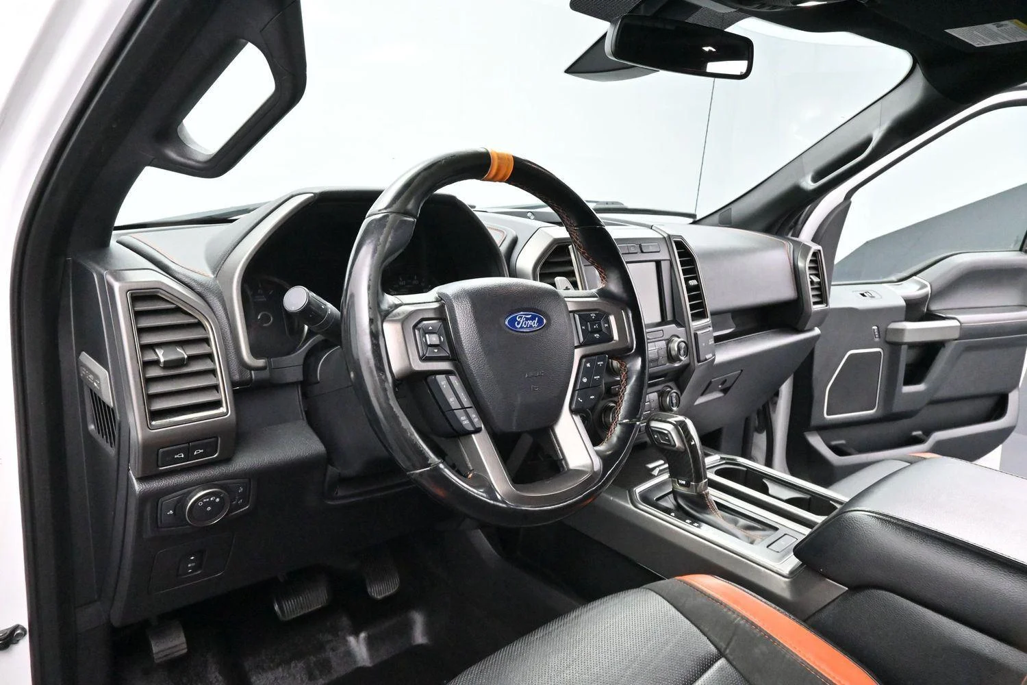 Used 2018 Oxford White Ford Raptor image 17