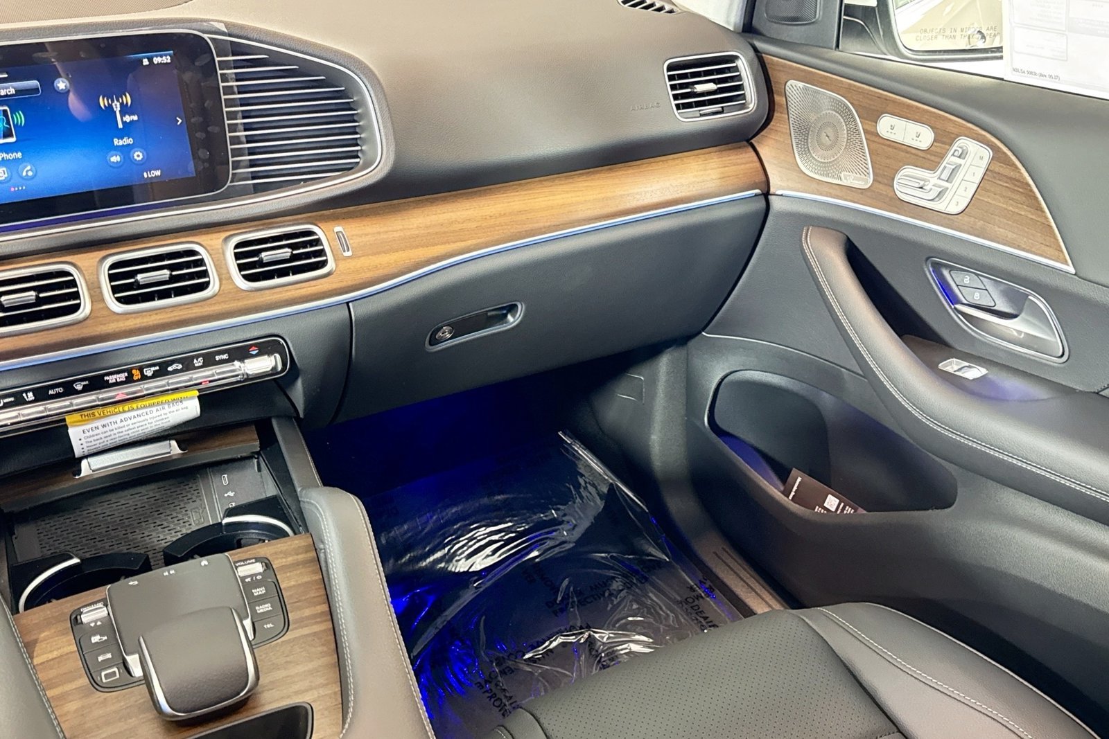 New 2026 Polar White Mercedes-Benz GLE 450 image 21