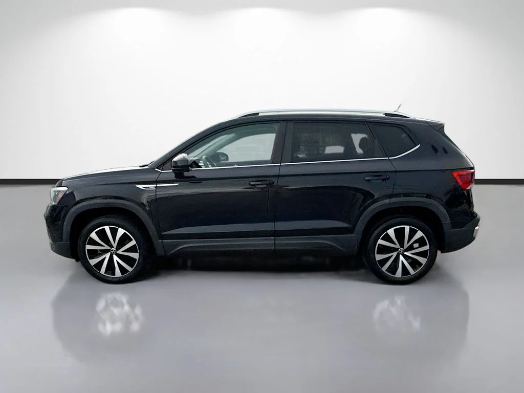 Used 2022 Black Volkswagen 1.5T SE image 6