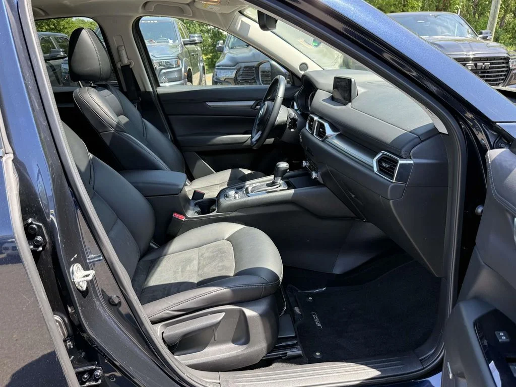 2019 Mazda CX-5 Touring - Photo 17