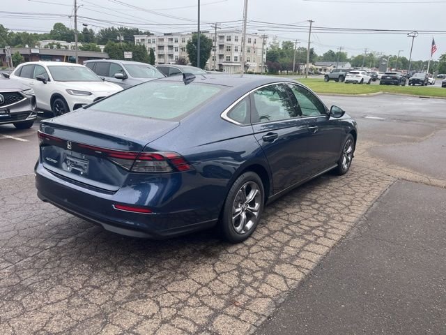 Used 2024 Canyon River Blue Metallic Honda EX image 17