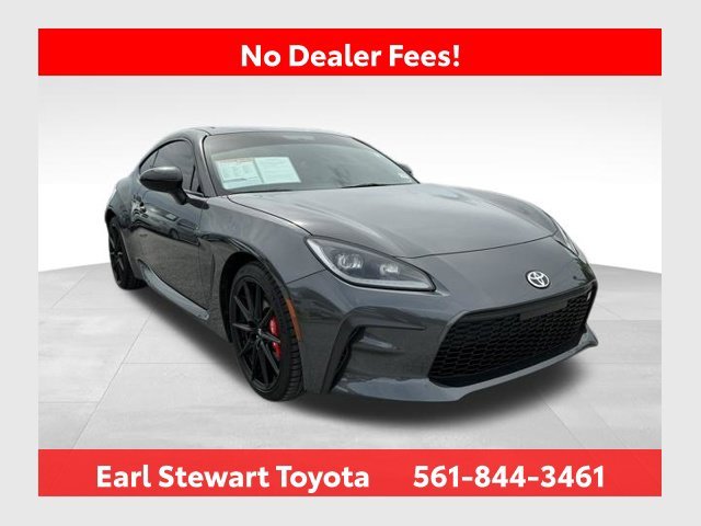 Certified Used 2025  Toyota Premium image 1