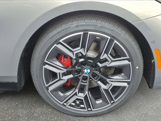 Certified Used 2026 Oxide Grey Met BMW 530i xDrive image 6