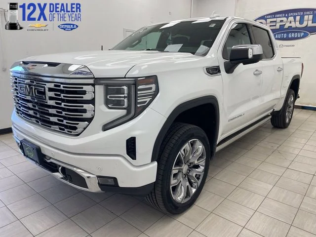 Certified Used 2023 White GMC  image 1