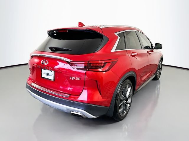 Used 2020 Red INFINITI Autograph image 5