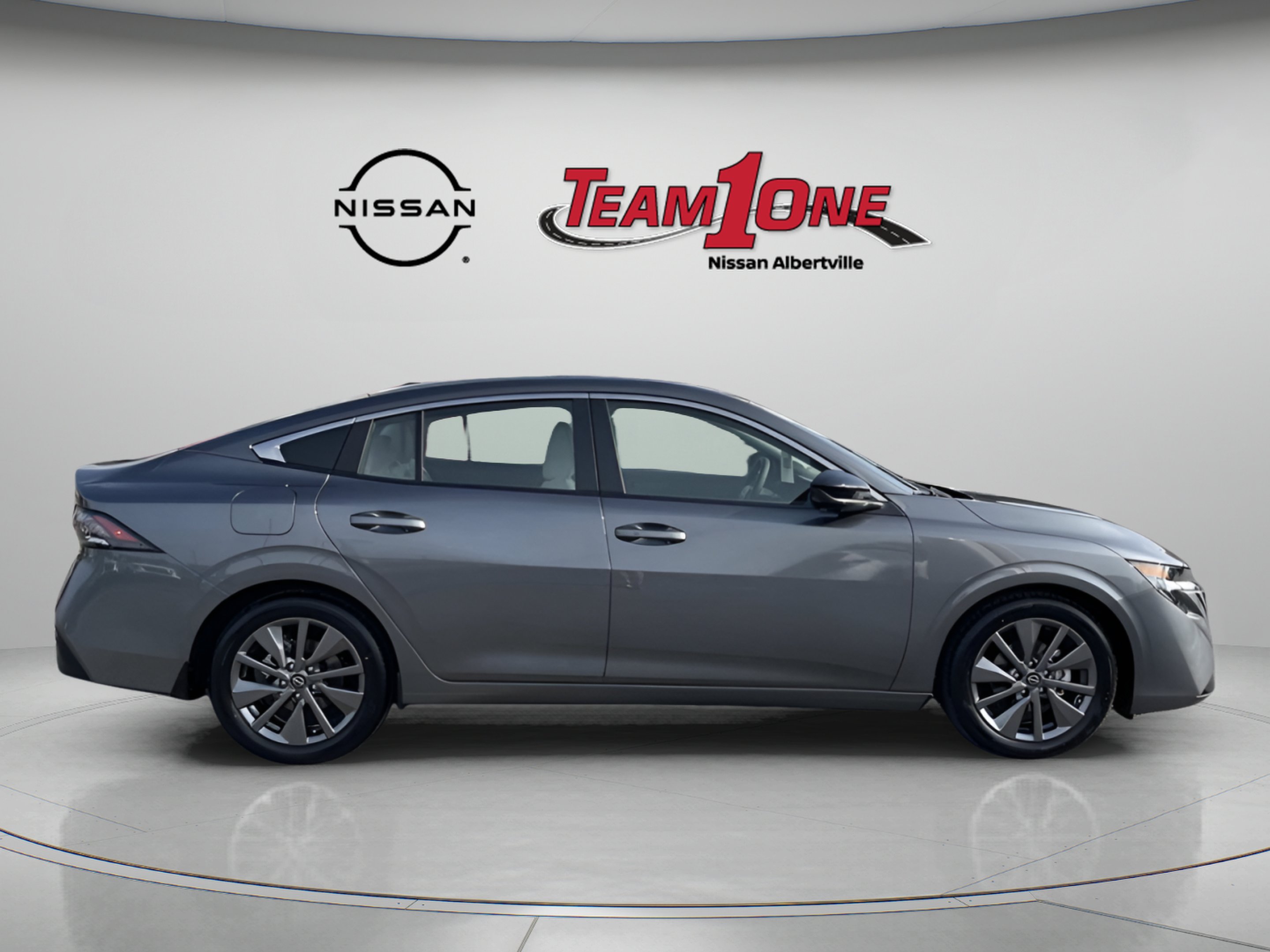 2026 Nissan Sentra SL - Photo 6