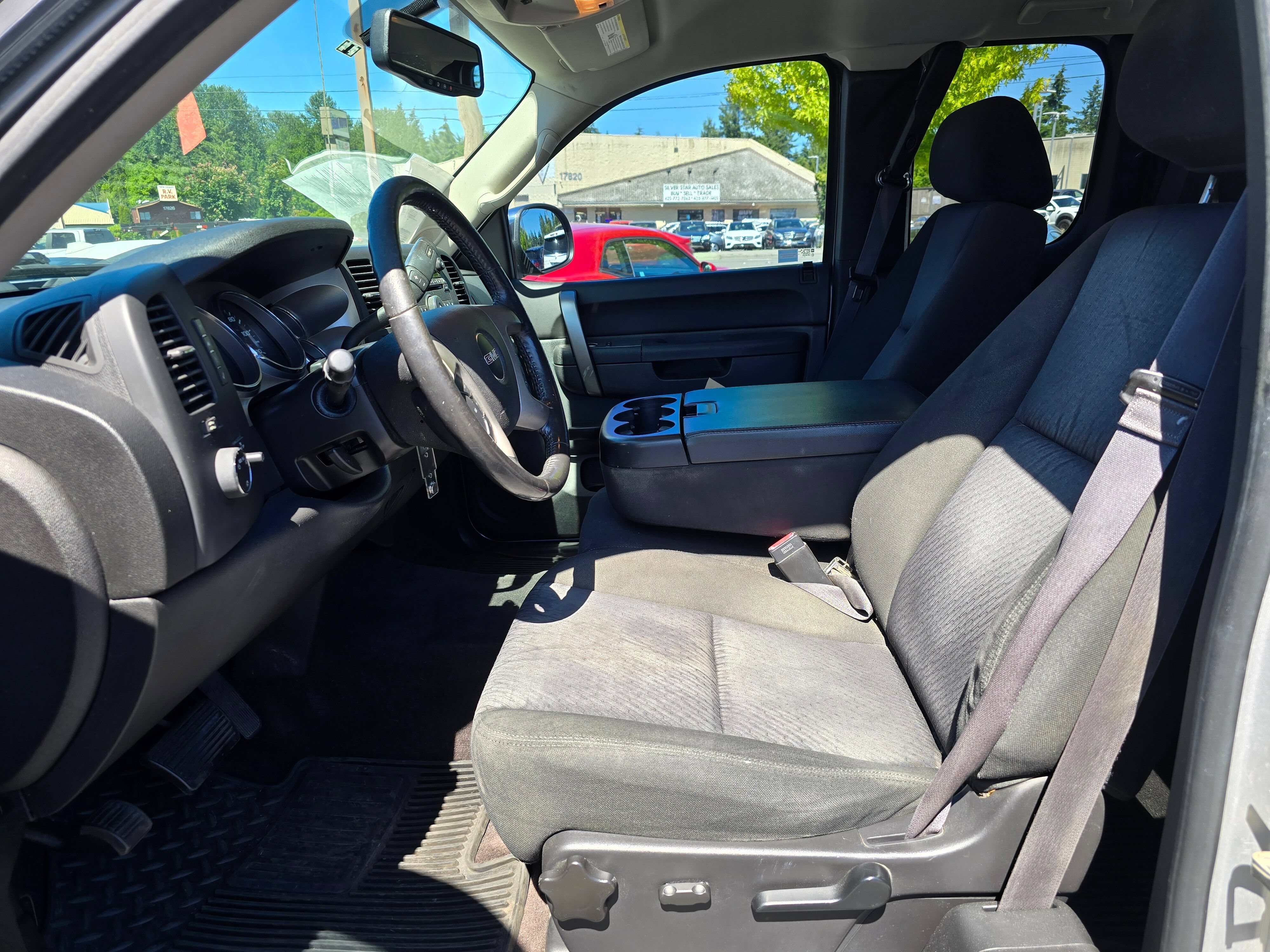 Used 2013 QUICKSILVER METALLIC GMC SLE image 15