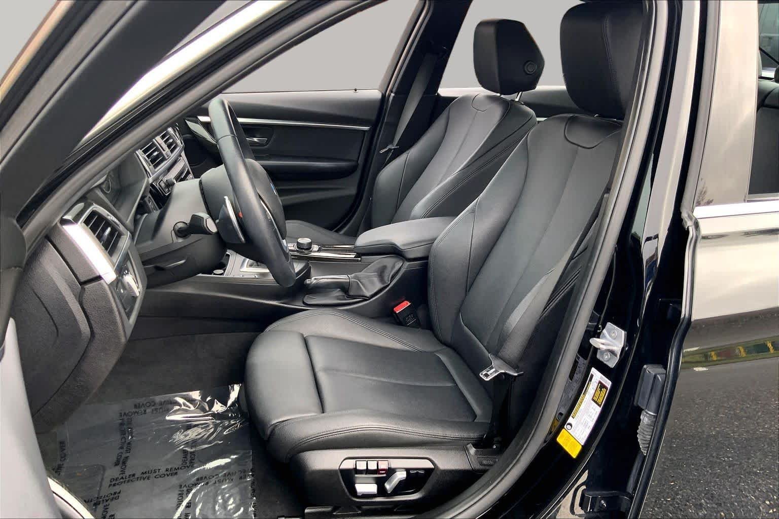 Used 2018 Jet Black BMW 330i image 7