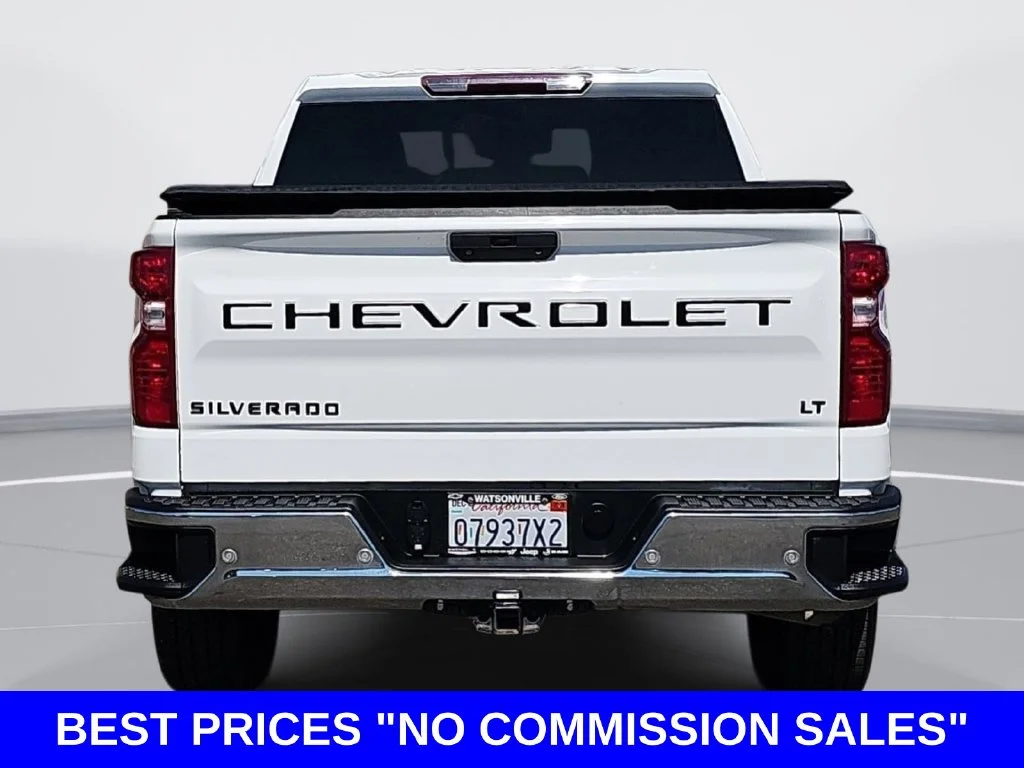 Used 2019 White Chevrolet LT image 4