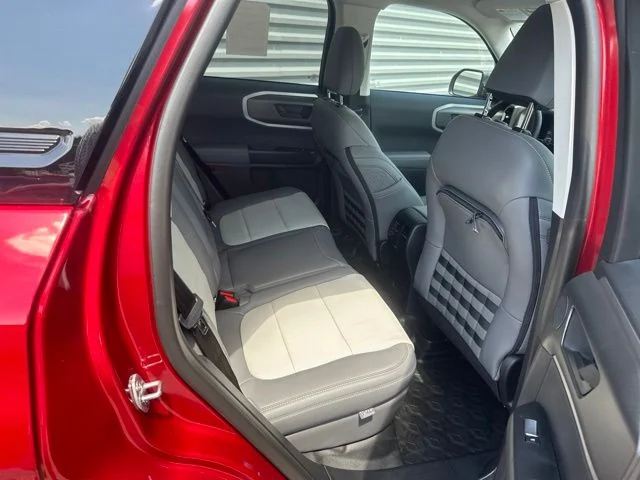 New 2026 Ruby Red Metallic Tinted Clearcoat Ford Badlands® image 31