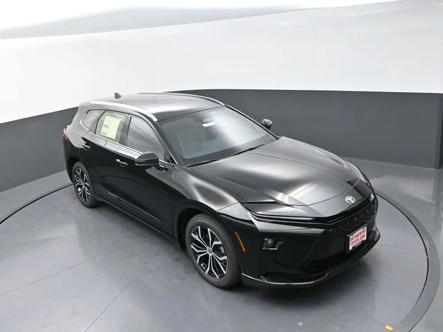 Used 2025 Black Toyota XLE image 22