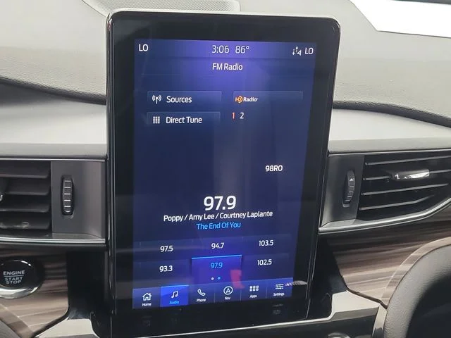 Used 2024 Gray Ford Limited image 25