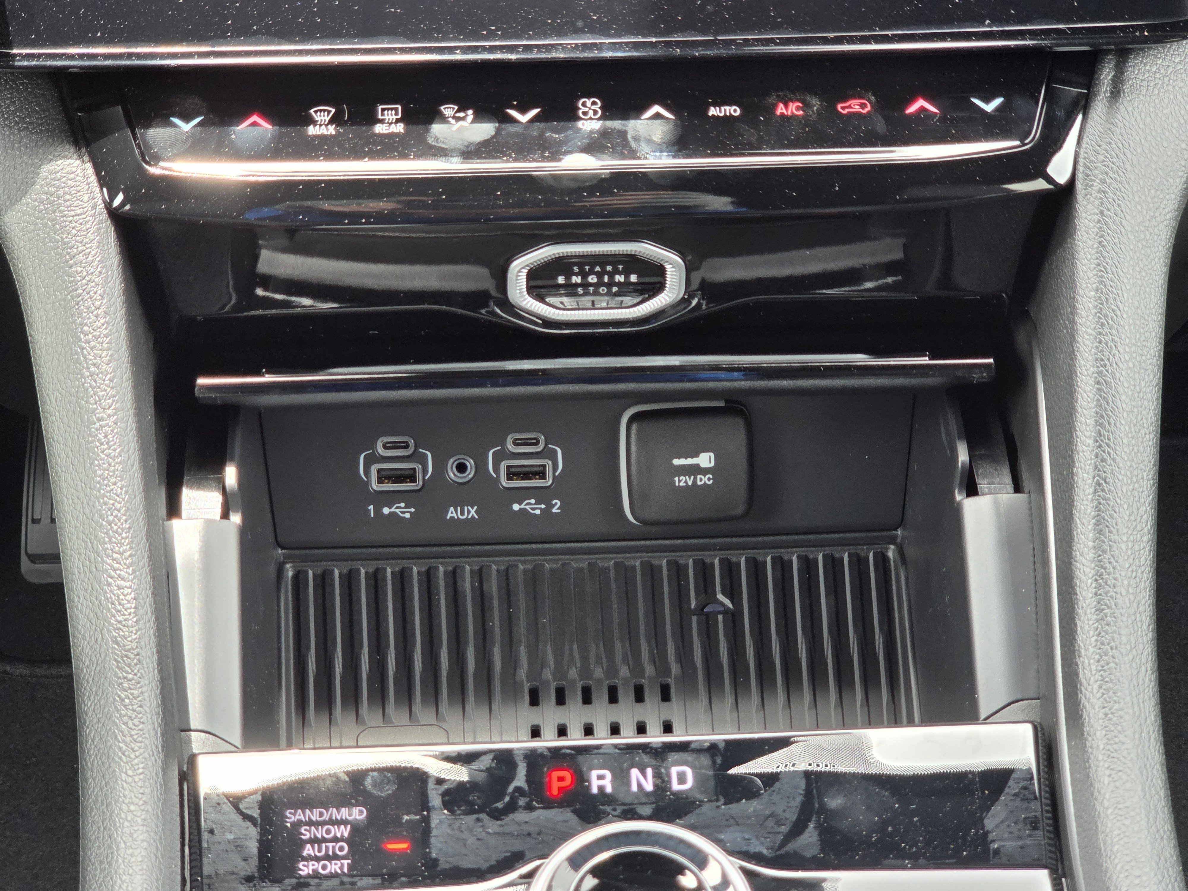 New 2026 Silver Zynith Jeep Laredo Altitude image 12