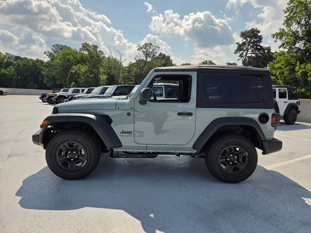 New 2026 Earl Clearcoat Jeep Sport image 4