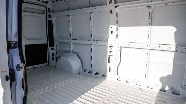 New 2026 Bright White Clear-Coat Exterior Paint RAM High Roof image 23