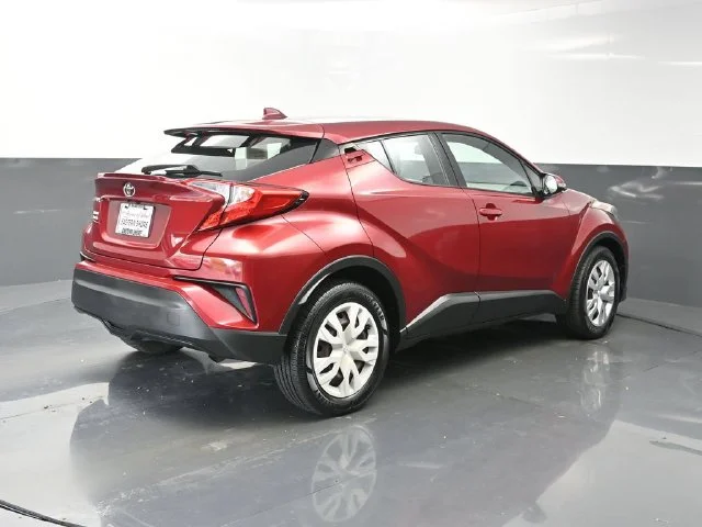 Used 2019 Red Toyota LE image 7