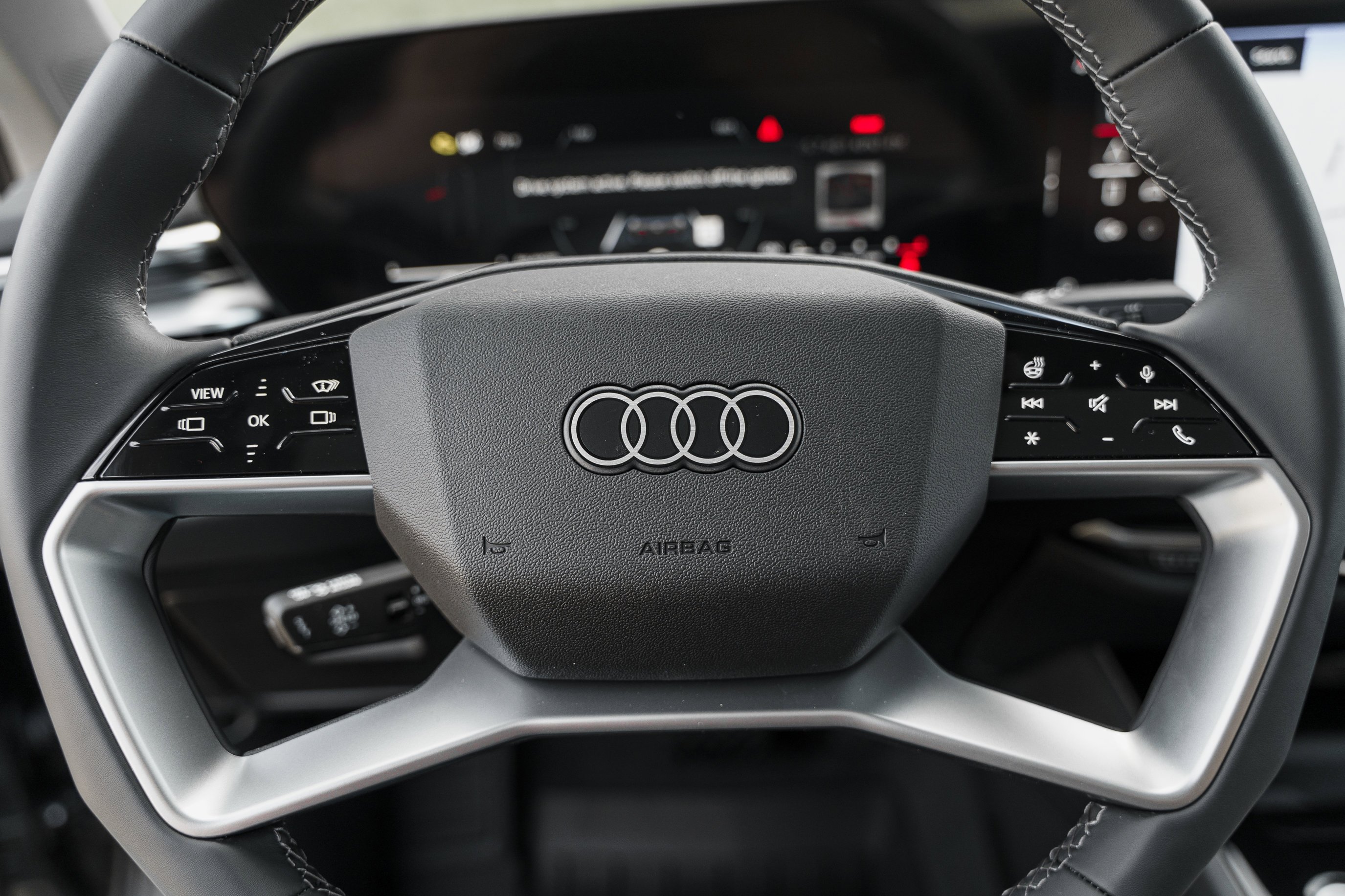 New 2026 Daytona Gray Pearl Effect Audi Premium Plus image 17