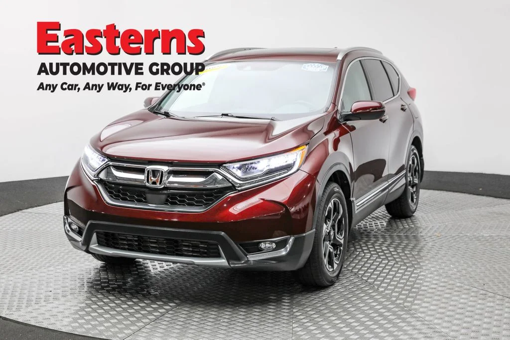 Used 2018 Red Honda Touring image 1