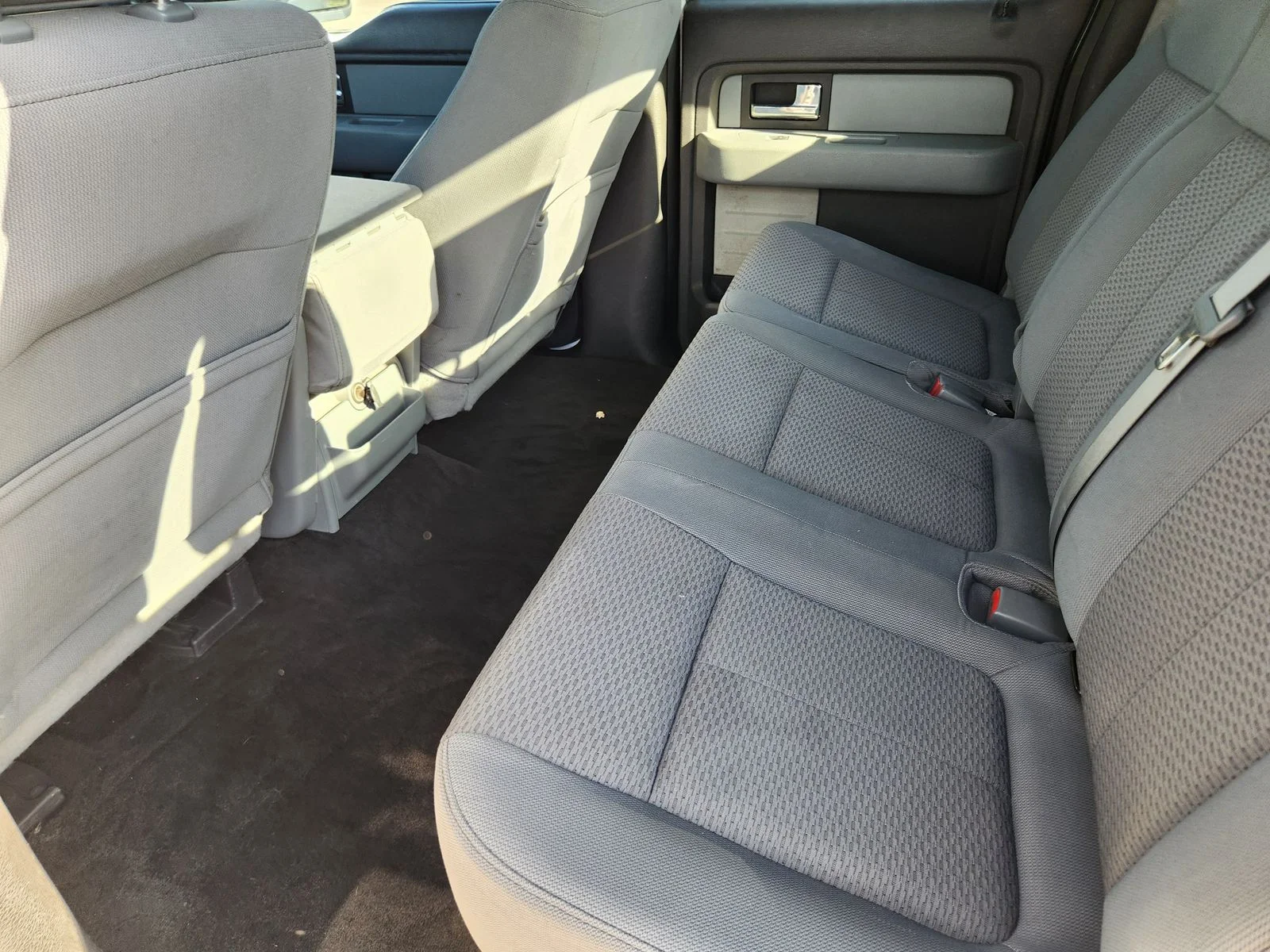 Used 2012 White Ford XLT image 27