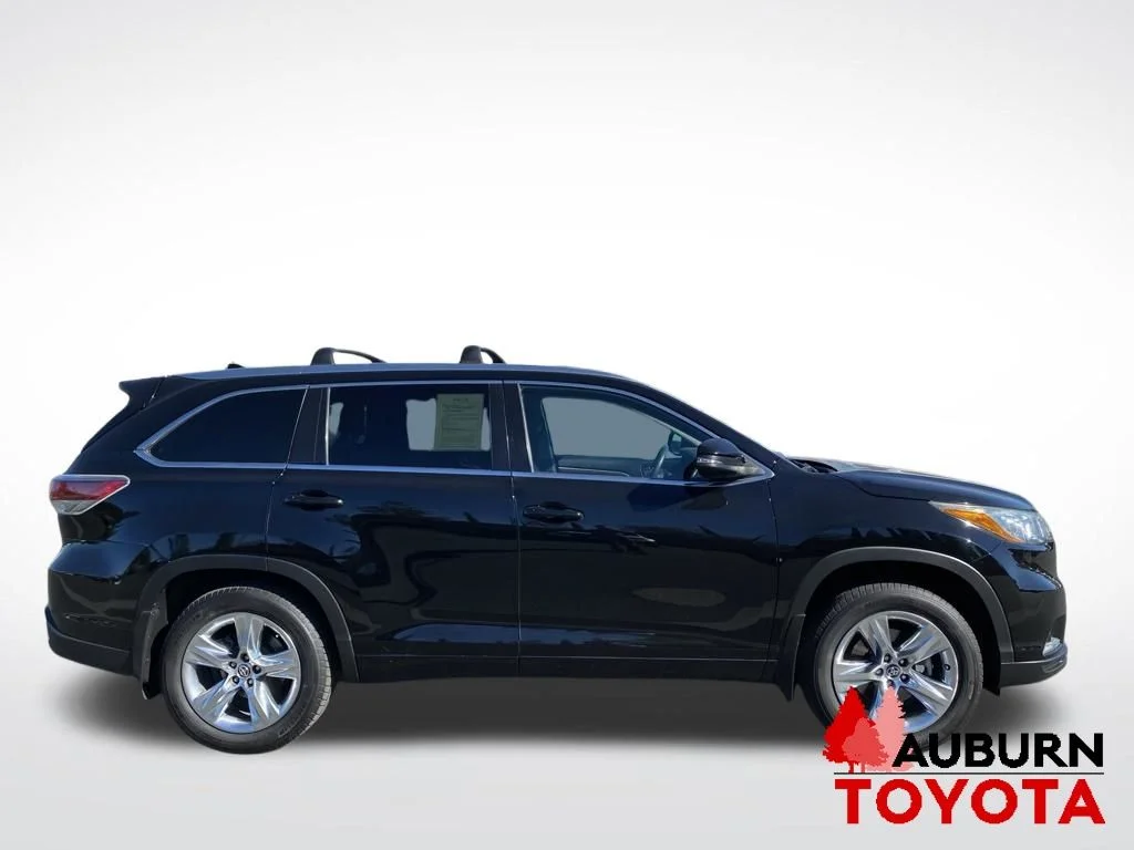 Used 2016 Midnight Black Metallic Toyota Limited image 8