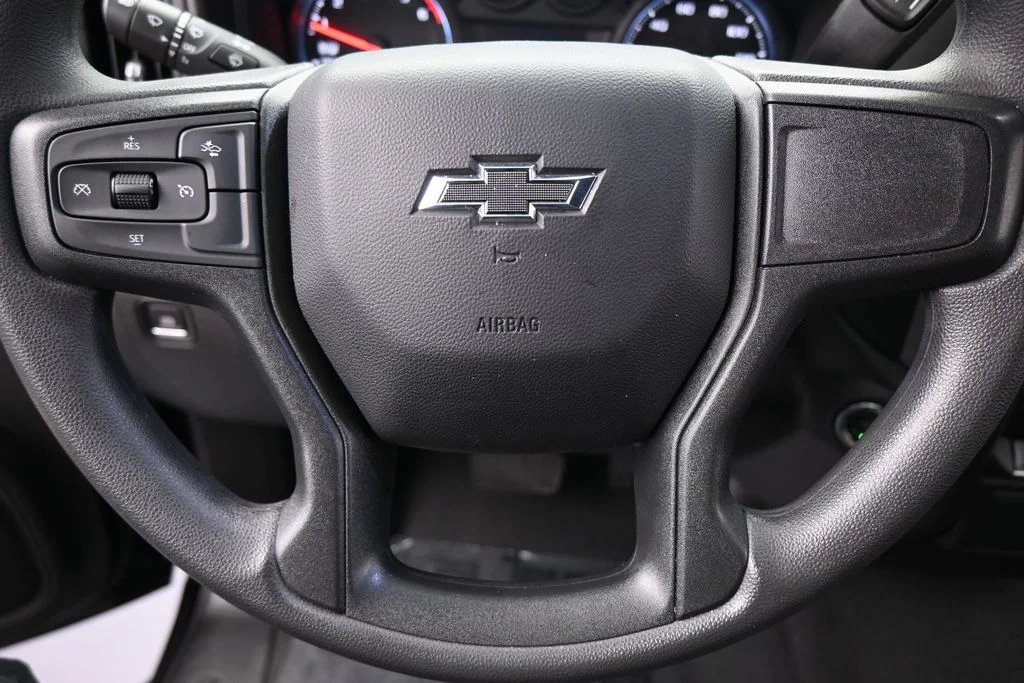 Used 2025 Black Chevrolet Custom image 30