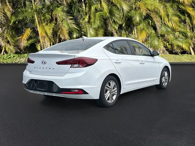 Used 2019 White Hyundai SEL image 4
