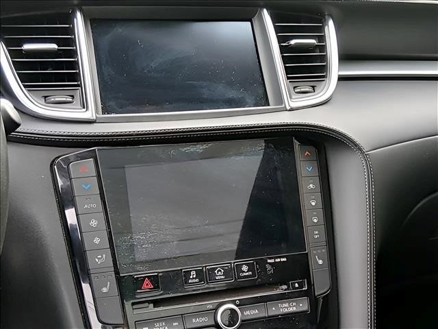 Used 2020 Graphite Shadow INFINITI LUXE image 16