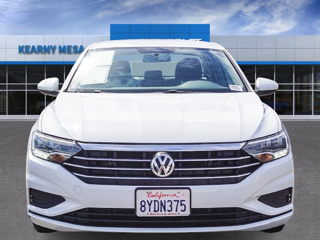 Used 2019 White Volkswagen 1.4T S image 2