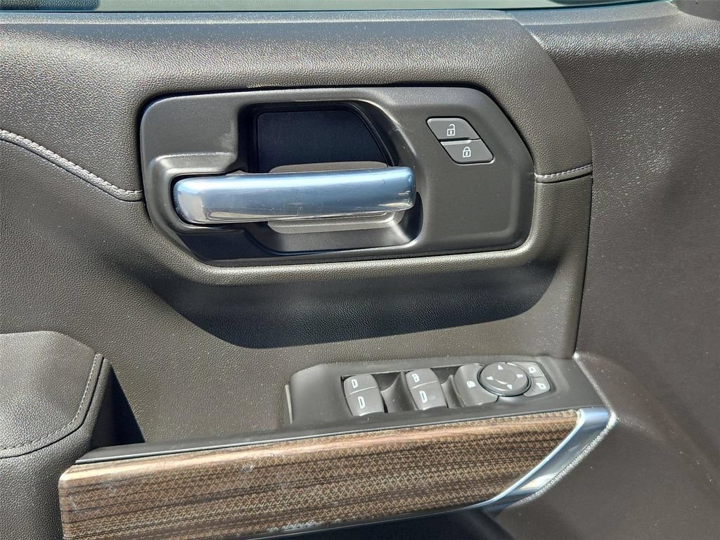 Certified Used 2019 SHADOW GRAY METALLIC Chevrolet LT image 15