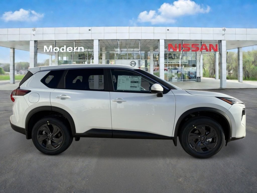 New 2026 Everest White Pearl Tricoat Nissan SV image 6