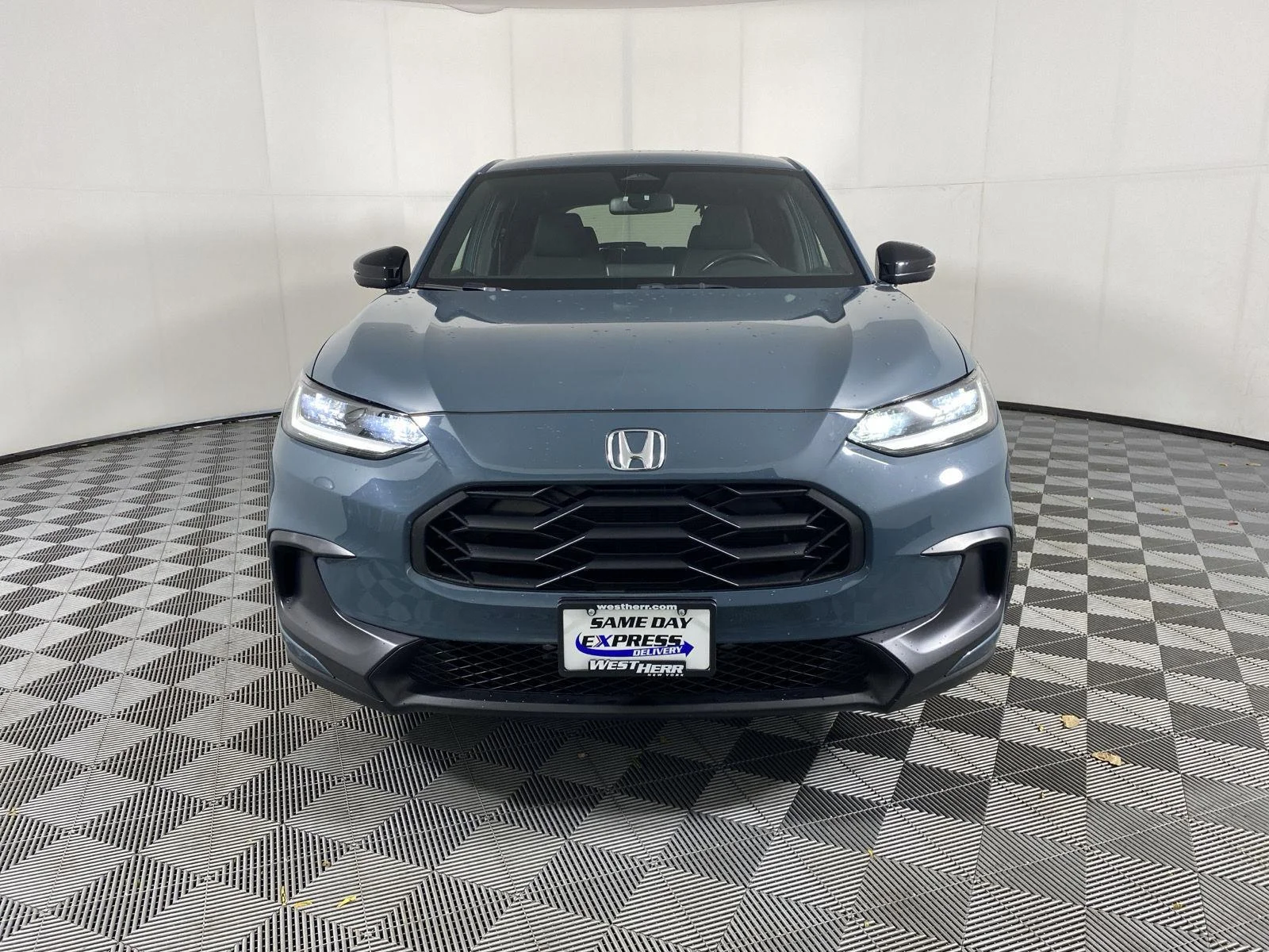 Used 2025 Nordic Forest Pearl Honda Sport image 2