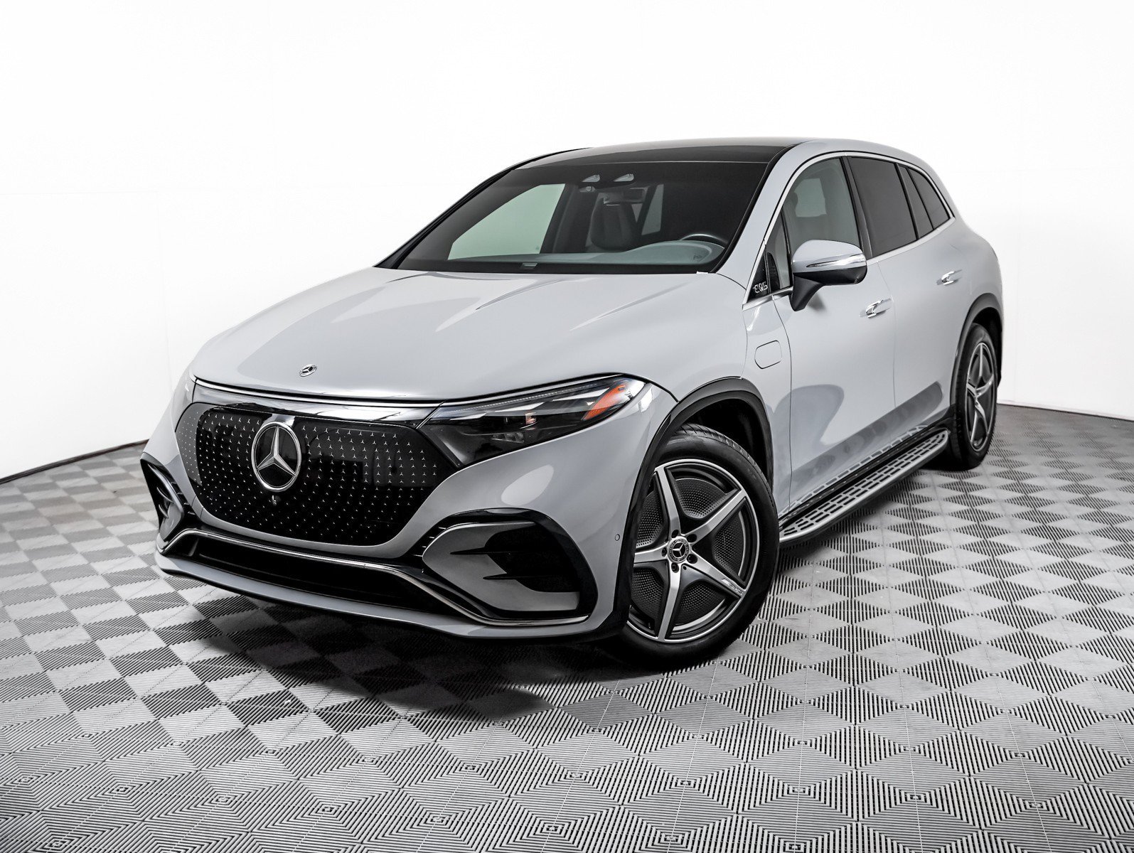2023 Mercedes-Benz EQS