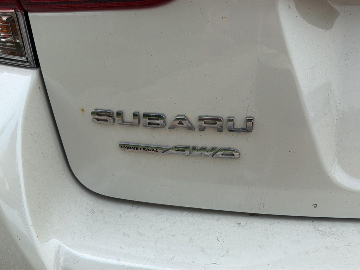 Used 2020 Crystal White Pearl Subaru Premium image 9