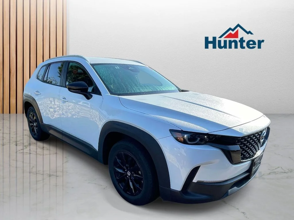 Used 2025 Wind Chill Pearl Mazda 2.5 S Preferred Package image 1