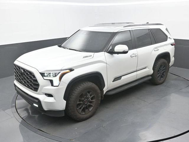 Used 2025 Wind Chill Pearl Toyota Platinum image 16